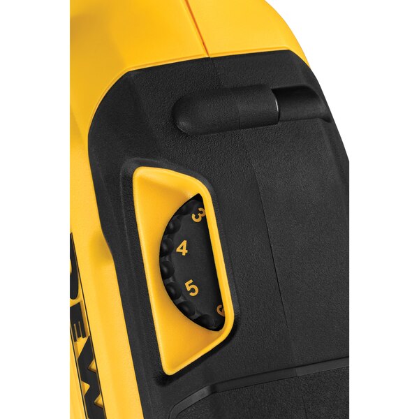 DeWALT 18v Drywall Sander - 2 x 6Ah - DCE800T2-GB