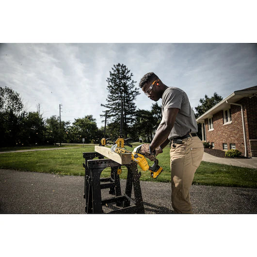 DeWALT 18v Pruning saw - Bare Unit - DCMPS520N-XJ