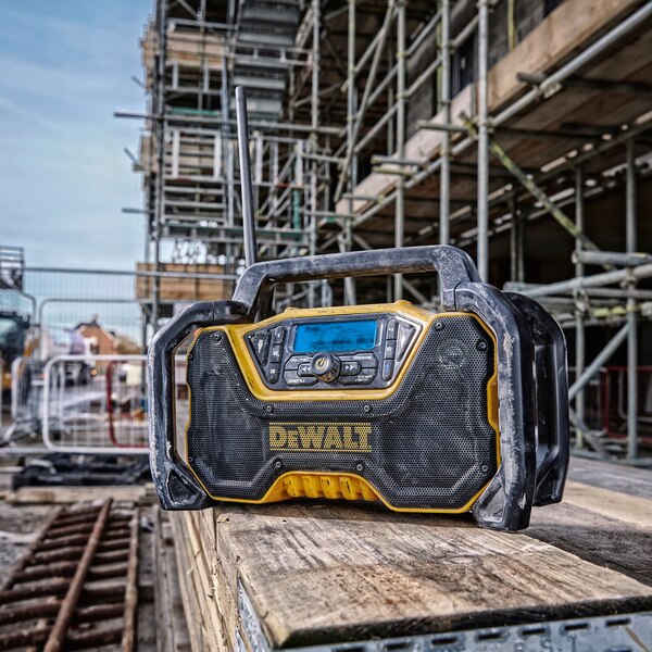 DeWALT Compact Bluetooth Radio - DCR029-GB